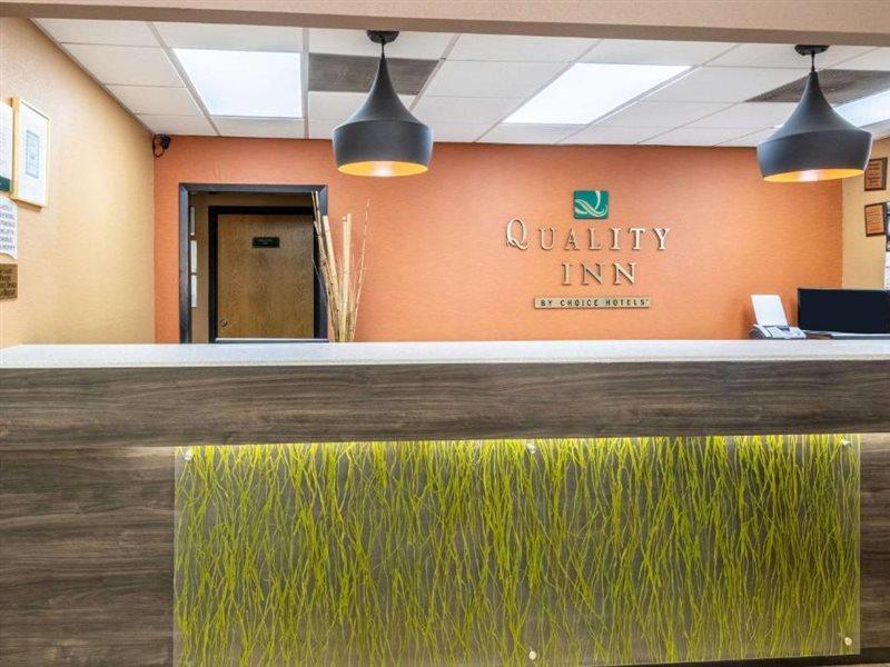 Quality Inn Perry - National Fairgrounds Area Bagian luar foto