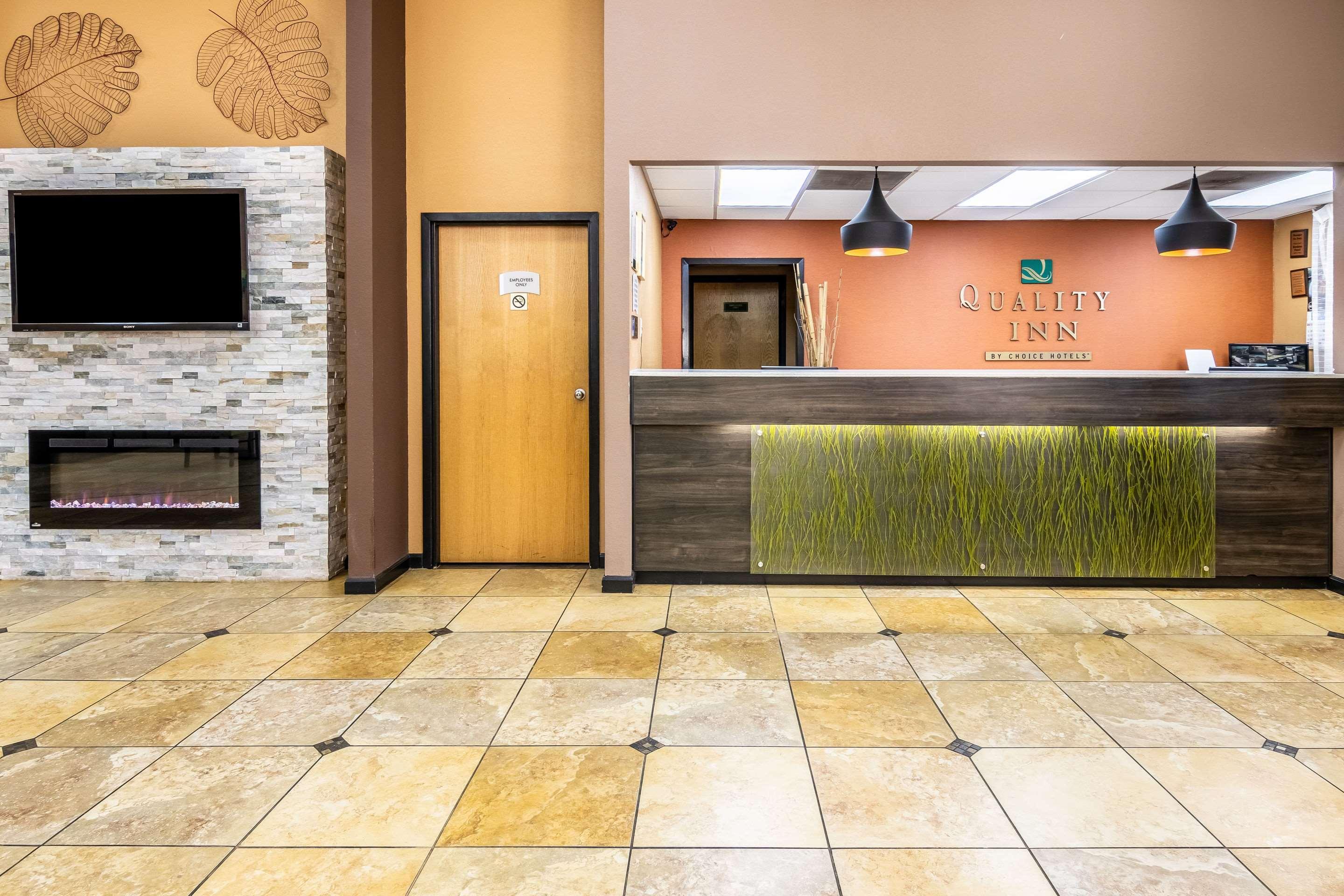 Quality Inn Perry - National Fairgrounds Area Bagian luar foto