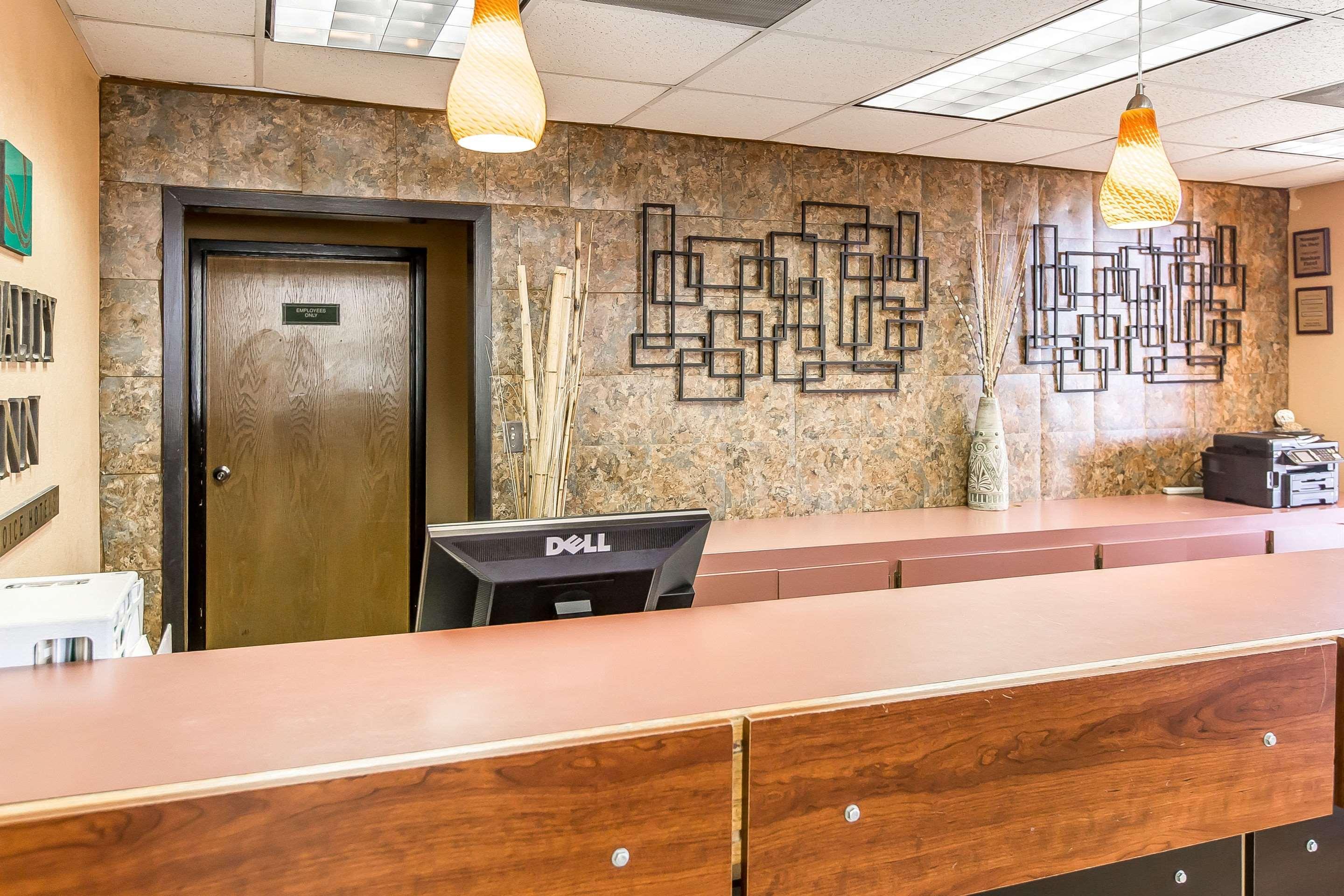 Quality Inn Perry - National Fairgrounds Area Bagian luar foto